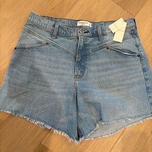 Abercrombie & Fitch The Dad Short Womens 32/14 High Rise Stretch Denim NWT